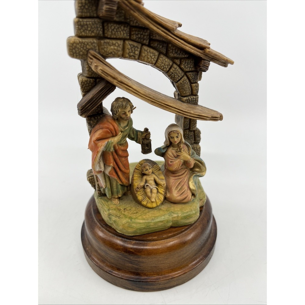 Vntg Nativity Holy Family Music Box Made In Italy Plays "Silent Night"‎